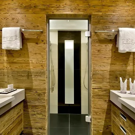 Pete Alpine Boutique Hotel - Klein Und Fein - Private Spa Suiten Und Zimmer Hotel