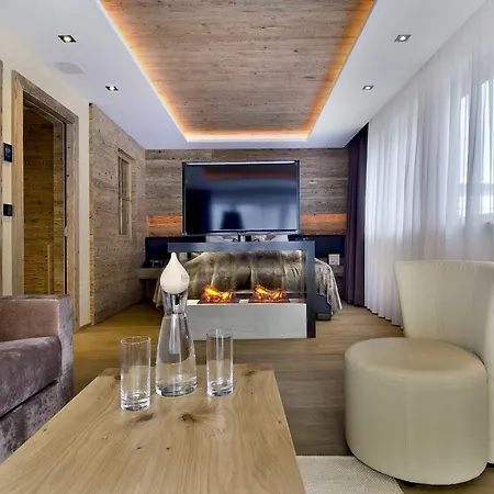 Hotel Pete Alpine Boutique Hotel - Klein Und Fein - Private Spa Suiten Und Zimmer