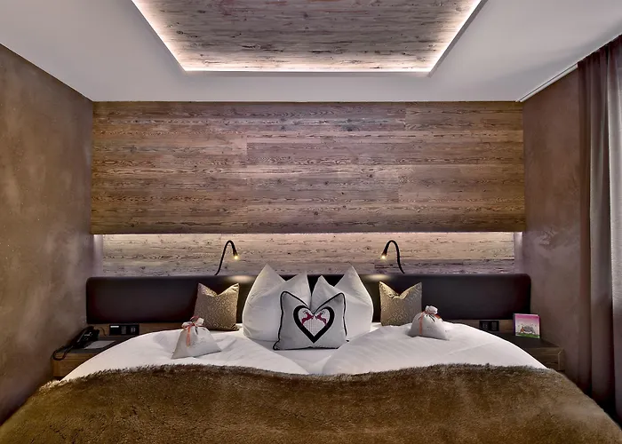 Hotel Pete Alpine Boutique Hotel - Klein Und Fein - Private Spa Suiten Und Zimmer Sankt Anton am Arlberg