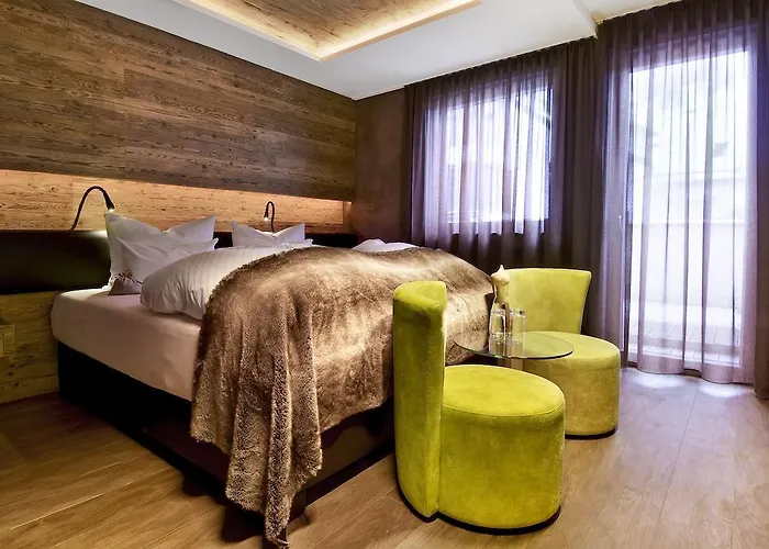 Hotel Pete Alpine Boutique Hotel - Klein Und Fein - Private Spa Suiten Und Zimmer Sankt Anton am Arlberg